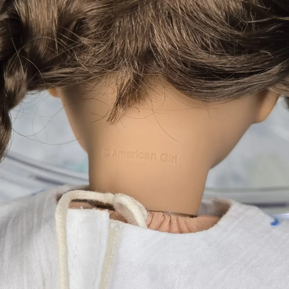 American Girl Doll Molly Mcintire 2013 in Julie Albright's Outfit - Picture 10 of 16